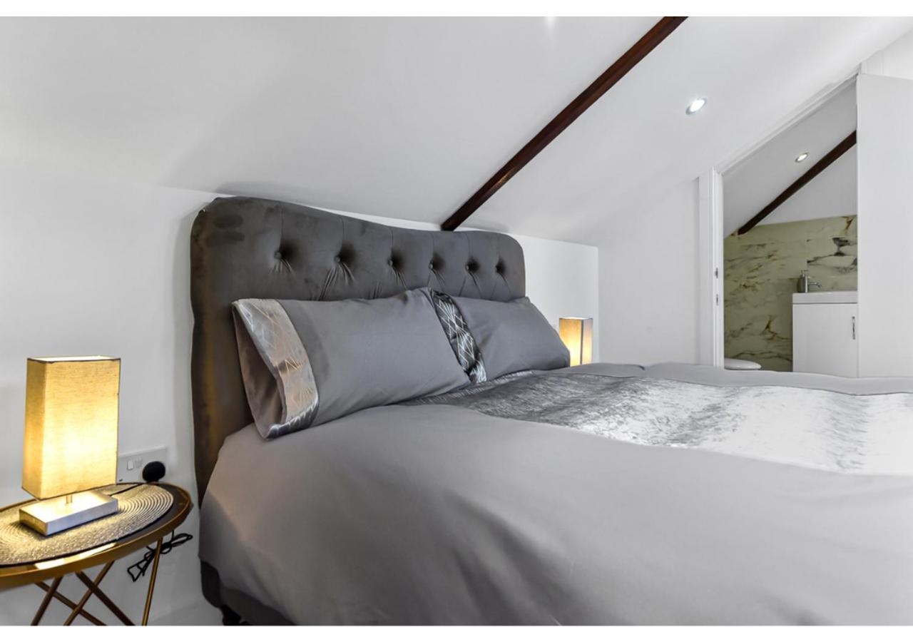 Apartmán Sleek And Modern Studio With Minimalist Vibe Chelmsford Exteriér fotografie