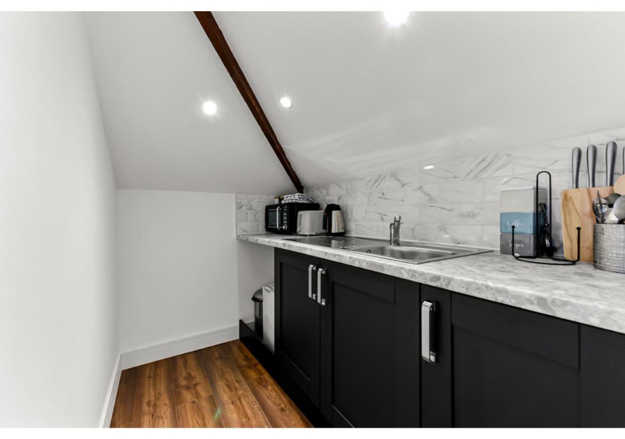 Apartmán Sleek And Modern Studio With Minimalist Vibe Chelmsford Exteriér fotografie