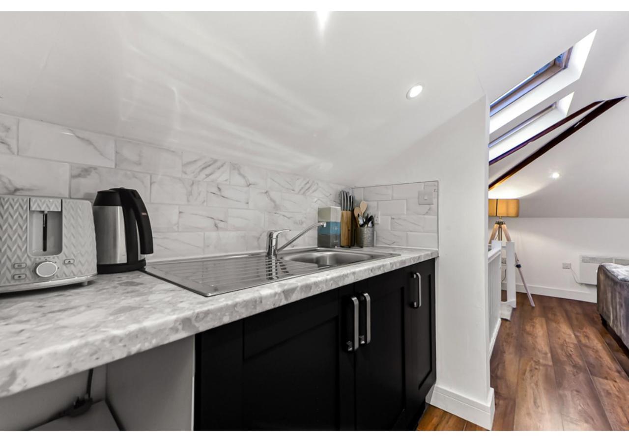 Apartmán Sleek And Modern Studio With Minimalist Vibe Chelmsford Exteriér fotografie