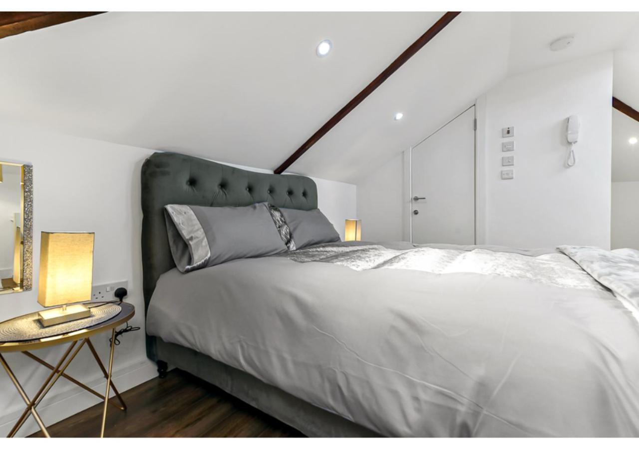 Apartmán Sleek And Modern Studio With Minimalist Vibe Chelmsford Exteriér fotografie
